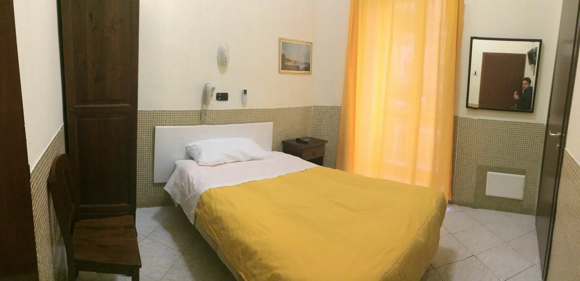 Hotel Vittorio Veneto Napoli Италия